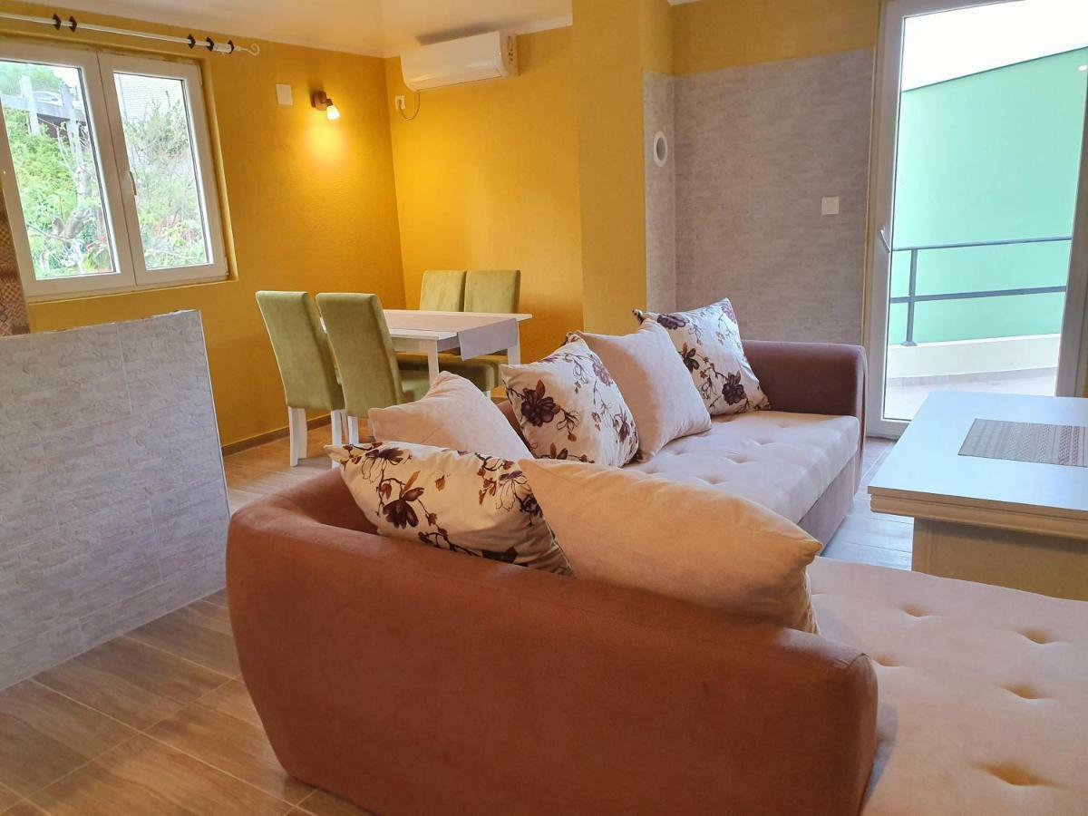 Apartments Kingfisher Virpazar Exterior foto